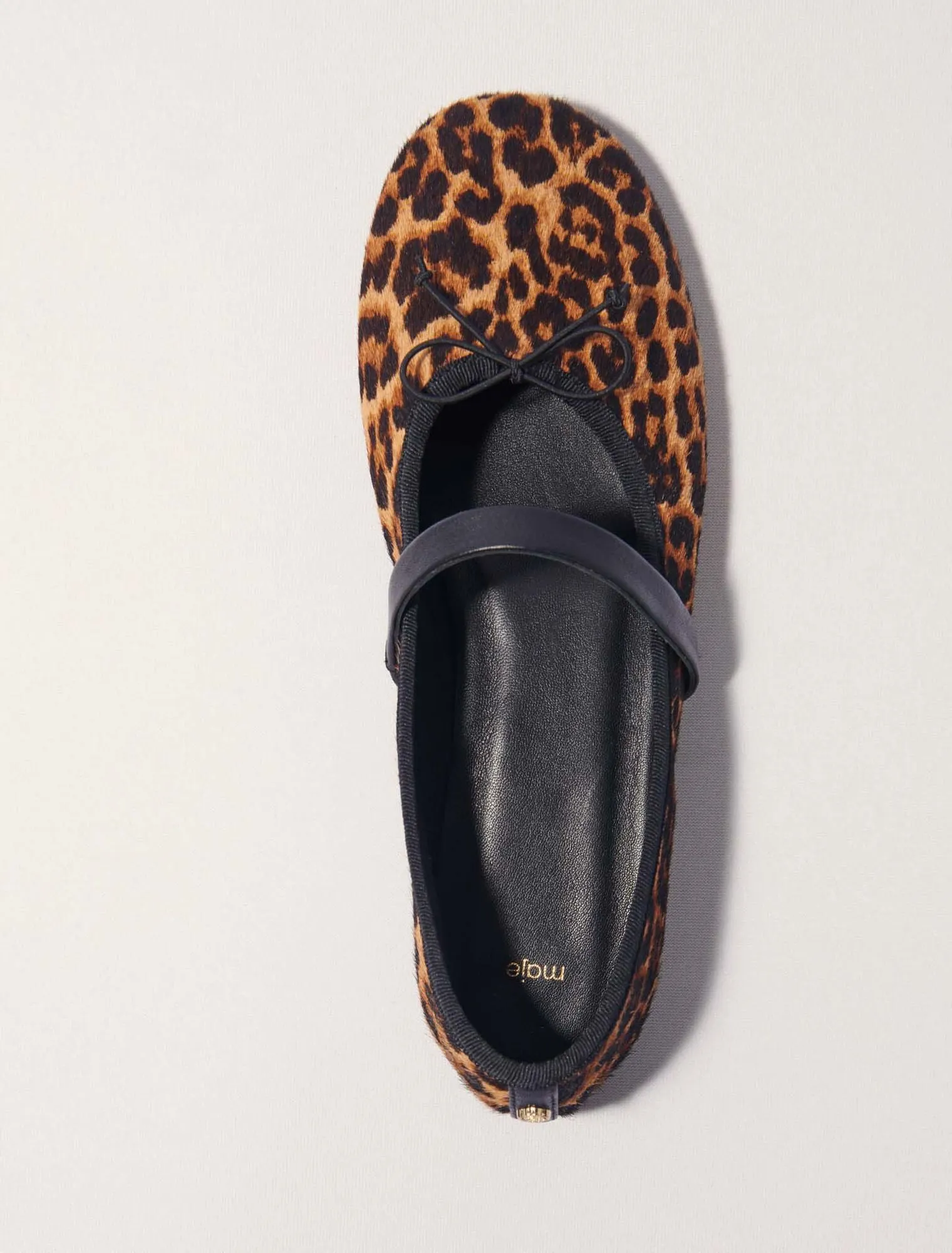 Leopard-effect leather ballet flats