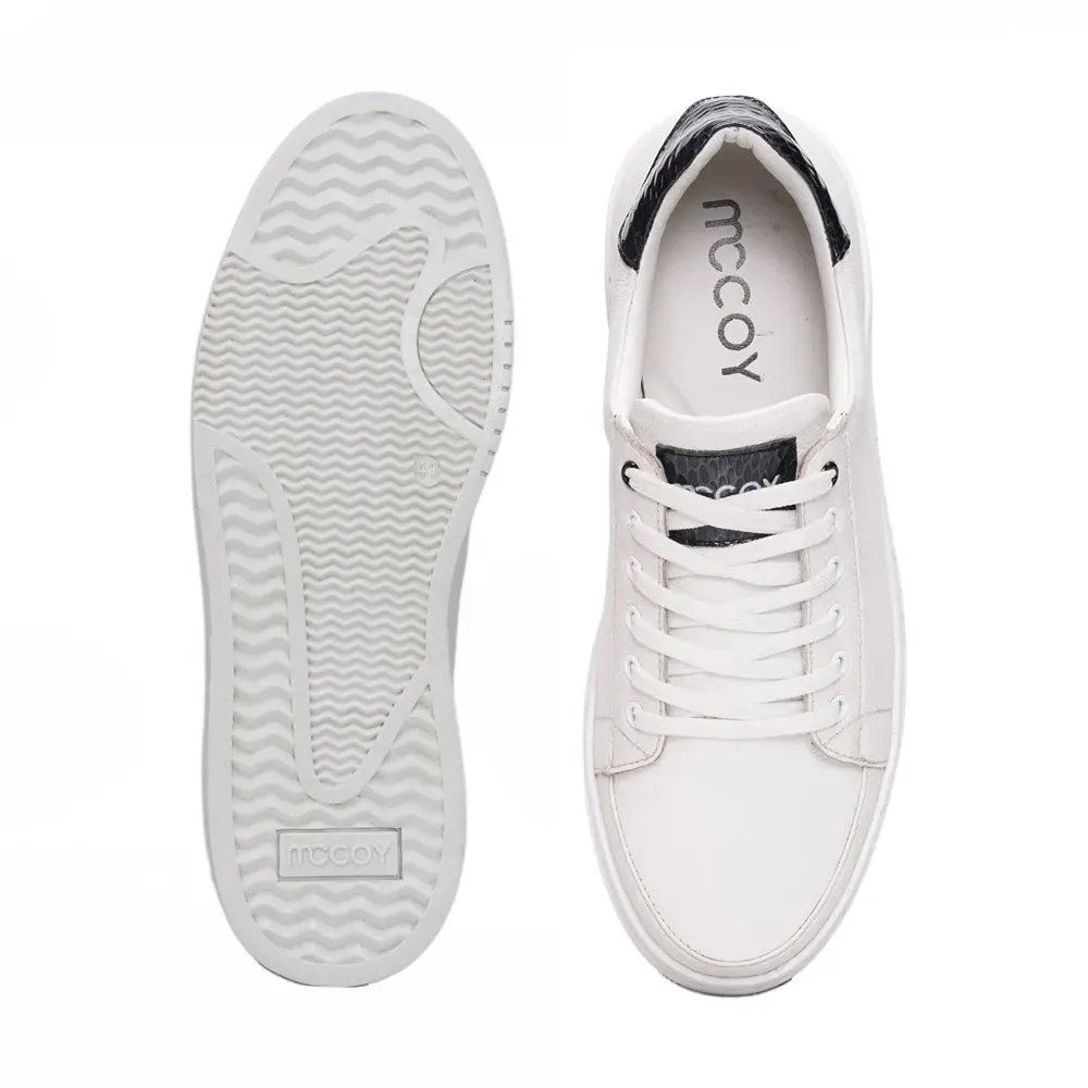 Mccoy Hector Crust Men Sneakers White And Fish Printed