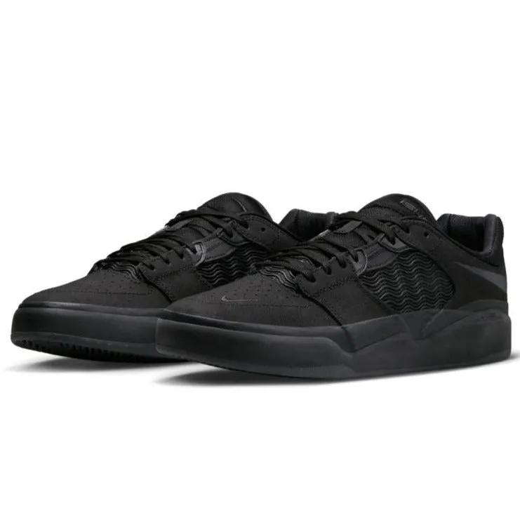 Nike SB Ishod Wair Premium Skateboard Shoe - Black/Black-Black-Black