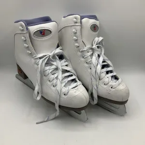 Size 5Y: Riedell White Lace-Up Ice Skates